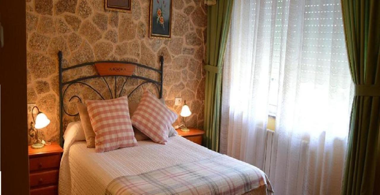 Casa Jesus Turismo Rural Lires Exterior photo